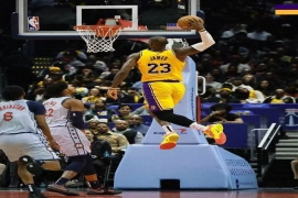 盘点NBA：三支球队的梦幻建队之路，湖人队屚创惊喜。