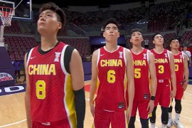 男篮亚洲杯1/4决赛首个比赛日战况激烈，两场对决决出两个四强席位，而中国队接下来将迎战韩国队，备受关注。