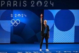 美国“跳水皇帝”拍卖奥运奖牌:43万美元背后,是60+岁的无奈与现实。