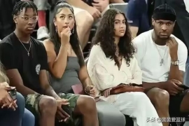 全家出动詹姆斯的小儿子布莱斯在此迎来了高中生涯的告别赛。