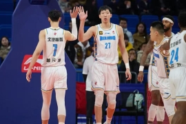 浙江男篮vs北京首钢：强强对话一触即发。