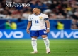 恭喜姆巴佩入选FIFPRO男足年度最佳阵容，超过2.1万职业球员投票选出这一阵容。