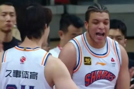 CBA赛事：北控男篮主场对阵上海队，最后上海队127-114战胜北控。