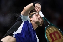 澳网公开赛男单首轮比赛中世界排名42位的米克尔以6-4战胜11号种子西西帕斯。