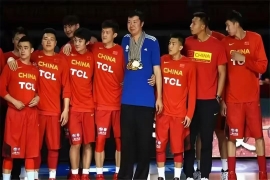 王治郅：篮球传奇背后的情感人生。