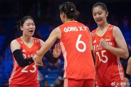 张籽萱被称为“天才少女”，尽管年纪尚轻，却展现出惊人的排球天赋。