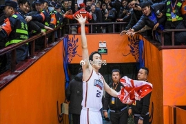 两届MVP正式告别!丁彦雨航重返CBA无望,32岁退役引唏嘘。