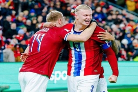  6分钟2球破纪录！哈兰德率挪威锁定世界杯，末轮0-8负意仍能晋级。