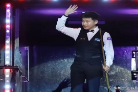 豪门“异类”的逆袭！从被嘲“富二代”到斯诺克传奇，赵心童的破局之路。