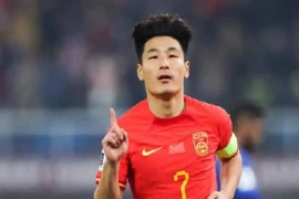 34岁武磊官宣退出亚冠,上港批准,伤病成无奈抉择。