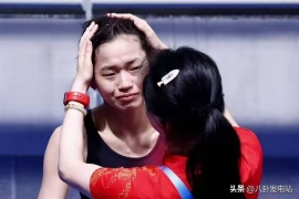 全红婵退赛后首露面回应缘由，坚强背后藏着令人心疼的故事。