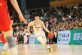CBA第36轮比赛后，积分榜发生变化，上个赛季前三名竟全部都排在四名开外。