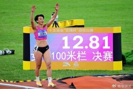 刘景扬：低调务实拒谈未来，与吴艳妮形成鲜明反差。