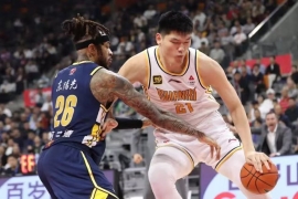 CBA赛第十三轮：广东男篮以121-113绝杀山西男篮。