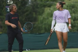 郑钦文温网换帅引热议！纳达尔前恩师加盟，剑指大满贯突破。